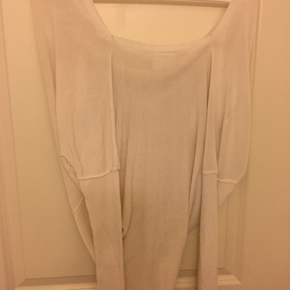 Sweater - Picture 6 of 8